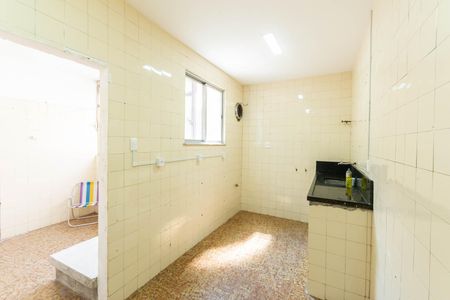 Apartamento para alugar com 96m², 2 quartos e sem vagaCozinha