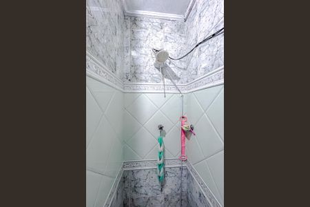 Casa à venda com 160m², 2 quartos e 2 vagasBanheiro