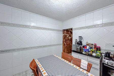 Casa à venda com 160m², 2 quartos e 2 vagasCozinha