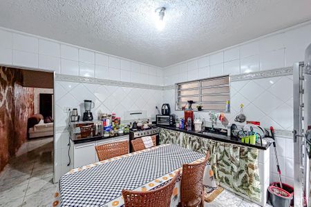 Casa à venda com 160m², 2 quartos e 2 vagasCozinha