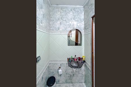 Banheiro de casa à venda com 2 quartos, 160m² em Vila Mafra, São Paulo