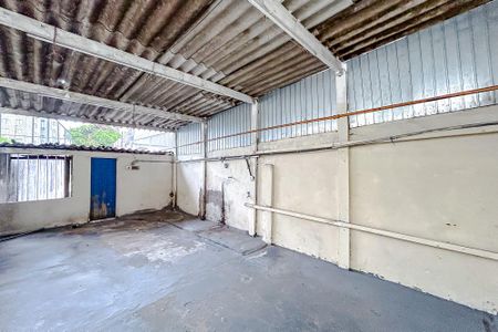 Casa à venda com 160m², 2 quartos e 2 vagasSalão