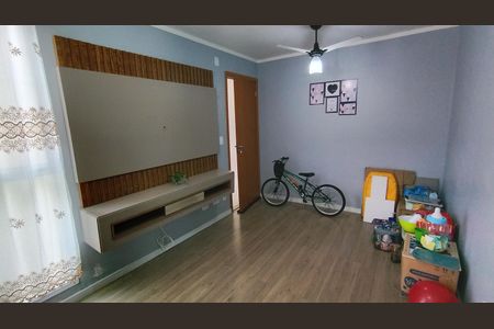 Sala de apartamento para alugar com 2 quartos, 44m² em Parque Santa Rosa, Suzano