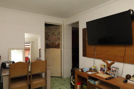 Sala de apartamento para alugar com 2 quartos, 42m² em Jardim Marilu, São Paulo