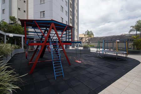 Apartamento à venda com 66m², 3 quartos e 1 vaga Apartamento à venda com 66m², 3 quartos e 1 vagaplay ground_2