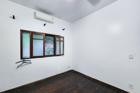 Casa à venda com 375m², 3 quartos e 3 vagasSuíte 1