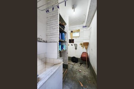 Casa à venda com 375m², 3 quartos e 3 vagasÁrea de Serviço 