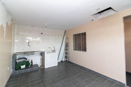 Casa para alugar com 144m², 2 quartos e 1 vaga Casa para alugar com 144m², 2 quartos e 1 vagaÁrea de Serviço