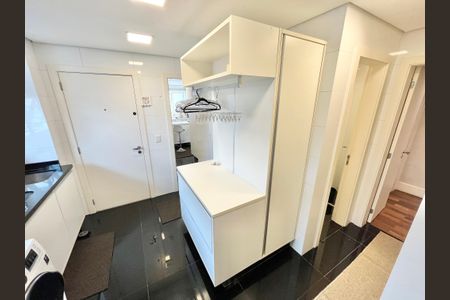 Apartamento para alugar com 320m², 3 quartos e 6 vagas Apartamento para alugar com 320m², 3 quartos e 6 vagasÁrea de Serviço
