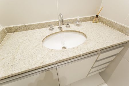 Apartamento à venda com 55m², 2 quartos e 1 vagaBanheiro Social