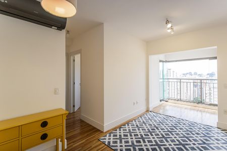 Sala de apartamento à venda com 2 quartos, 55m² em Indianópolis, São Paulo