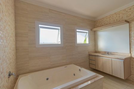 Casa para alugar com 224m², 3 quartos e 2 vagasBanheiro da Suíte