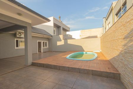 Casa para alugar com 224m², 3 quartos e 2 vagasÁrea externa/Fundos/Piscina