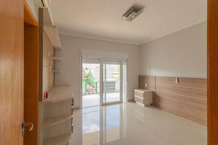 Casa para alugar com 224m², 3 quartos e 2 vagasSuíte