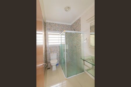 Casa para alugar com 224m², 3 quartos e 2 vagasBanheiro  social