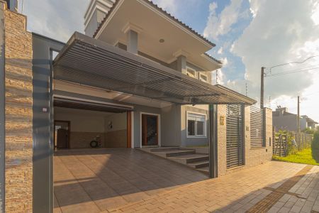 Casa para alugar com 224m², 3 quartos e 2 vagasFachada