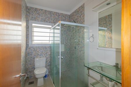 Casa para alugar com 224m², 3 quartos e 2 vagasBanheiro  social