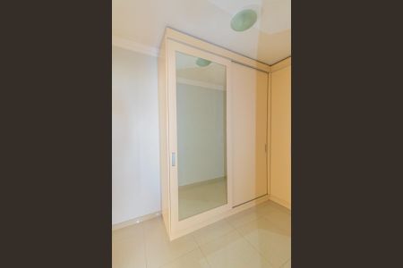 Casa para alugar com 224m², 3 quartos e 2 vagasCloset da suíte