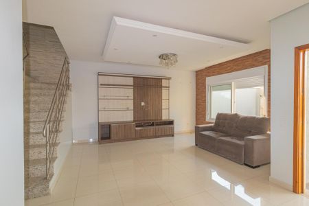 Casa para alugar com 224m², 3 quartos e 2 vagasSala