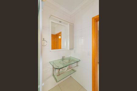 Casa para alugar com 224m², 3 quartos e 2 vagasBanheiro  social