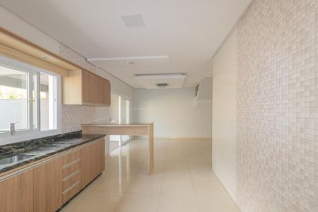 Casa para alugar com 224m², 3 quartos e 2 vagasCozinha