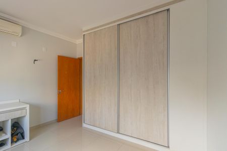 Casa para alugar com 224m², 3 quartos e 2 vagasQuarto 2