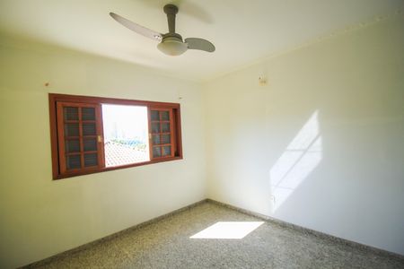 Casa para alugar com 300m², 4 quartos e 4 vagas
