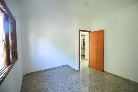 Casa para alugar com 300m², 4 quartos e 4 vagas
