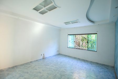 Casa para alugar com 300m², 4 quartos e 4 vagas