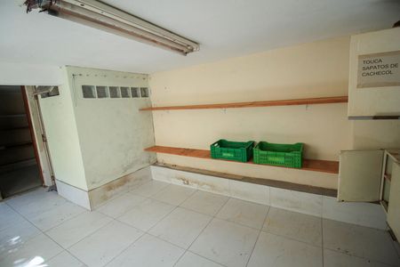 Casa para alugar com 300m², 4 quartos e 4 vagas