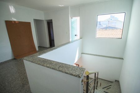 Casa para alugar com 300m², 4 quartos e 4 vagas