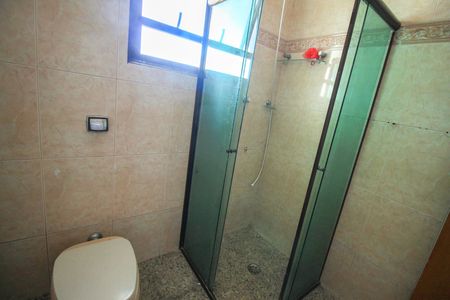 Casa para alugar com 300m², 4 quartos e 4 vagas