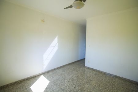 Casa para alugar com 300m², 4 quartos e 4 vagas