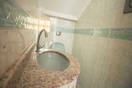 Casa para alugar com 300m², 4 quartos e 4 vagas