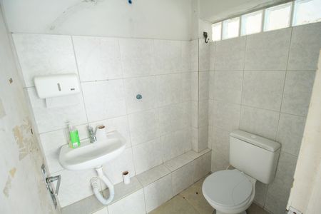 Casa para alugar com 300m², 4 quartos e 4 vagas