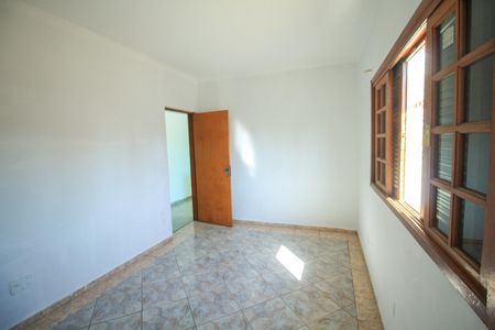 Casa para alugar com 300m², 4 quartos e 4 vagas