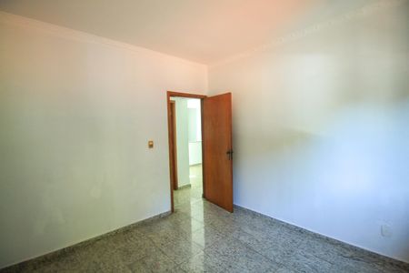 Casa para alugar com 300m², 4 quartos e 4 vagas