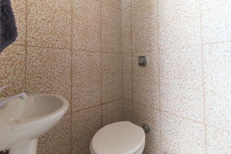 Casa para alugar com 250m², 3 quartos e 3 vagas Casa para alugar com 250m², 3 quartos e 3 vagasBanheiro de Serviço