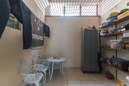 Casa para alugar com 250m², 3 quartos e 3 vagas Casa para alugar com 250m², 3 quartos e 3 vagasDespensa