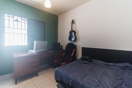 Casa para alugar com 250m², 3 quartos e 3 vagas Casa para alugar com 250m², 3 quartos e 3 vagasQuarto 2