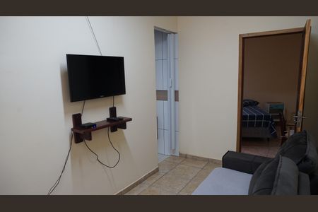 Casa para alugar com 100m², 2 quartos e 5 vagasCasa 1 sala 