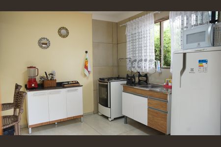 Casa para alugar com 100m², 2 quartos e 5 vagasCasa 2 cozinha