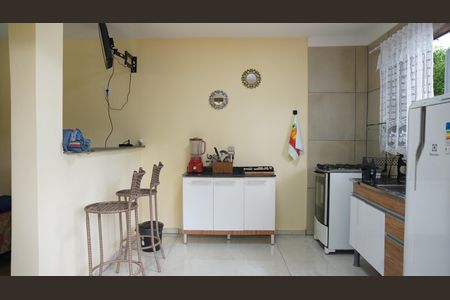 Casa para alugar com 100m², 2 quartos e 5 vagasCasa 2 cozinha