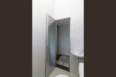 Casa para alugar com 40m², 1 quarto e sem vaga Casa para alugar com 40m², 1 quarto e sem vagaBanheiro