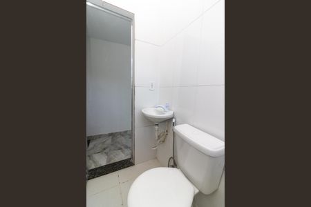 Casa para alugar com 40m², 1 quarto e sem vaga Casa para alugar com 40m², 1 quarto e sem vagaBanheiro