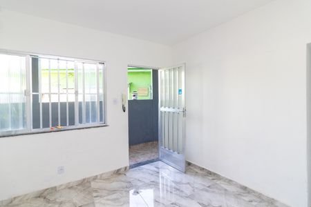 Casa para alugar com 40m², 1 quarto e sem vaga Casa para alugar com 40m², 1 quarto e sem vagaSala