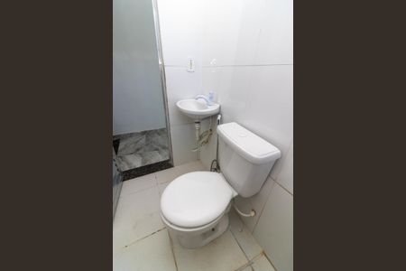 Casa para alugar com 40m², 1 quarto e sem vaga Casa para alugar com 40m², 1 quarto e sem vagaBanheiro