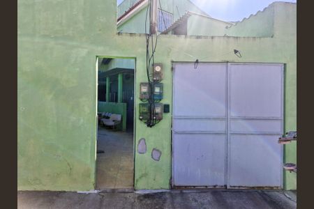 Casa para alugar com 40m², 1 quarto e sem vaga Casa para alugar com 40m², 1 quarto e sem vagaEntrada