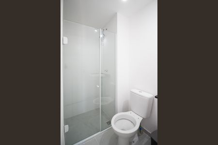 Studio para alugar com 25m², 1 quarto e sem vaga Studio para alugar com 25m², 1 quarto e sem vagaBanheiro