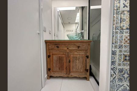 Apartamento à venda com 60m², 1 quarto e 1 vaga